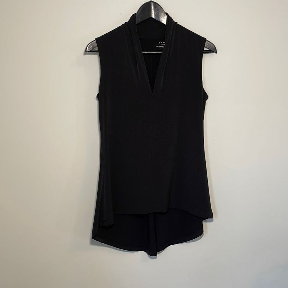 Grace Women's V Neck Blouse Sleeveless Hi‎ Low Hem Flowy Top Black Size Small